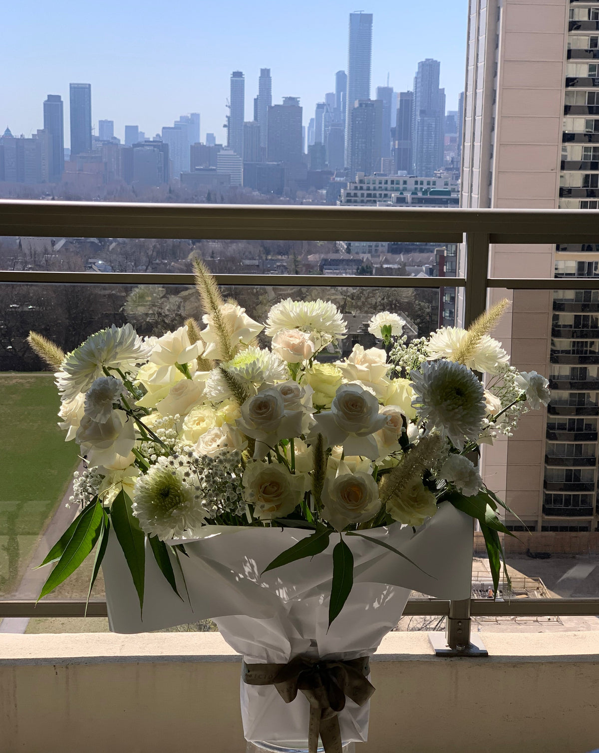 Floral Basket "Royal London"